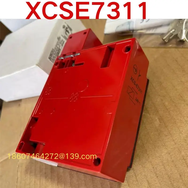 brand-new . Safety door lock switch XCSE7311