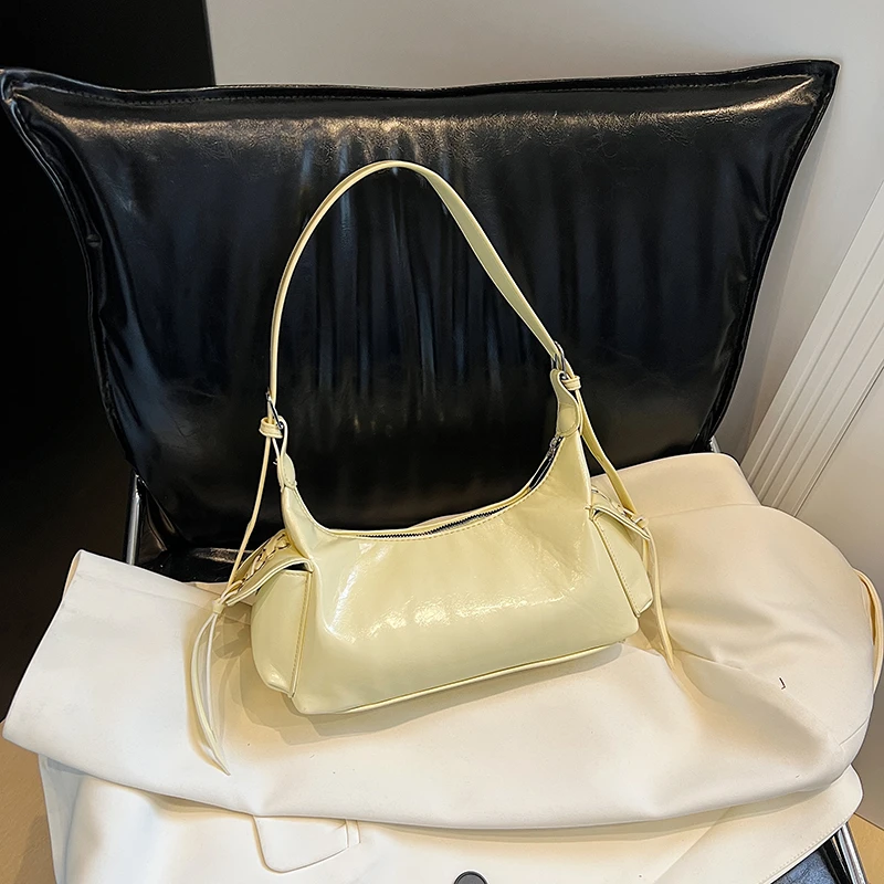 

2025 New Glossy PU Square Shoulder Bags Solid Zipper Large Capacity Popularity Commute Stylish Design Crossbody Bags for Women