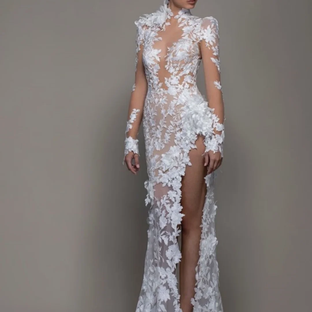 

Sexy Illusion High Slit Bridal Gown Vintage Mermaid Long Wedding Dresses Charming Appliques 3D Flower Bride Robe Customized