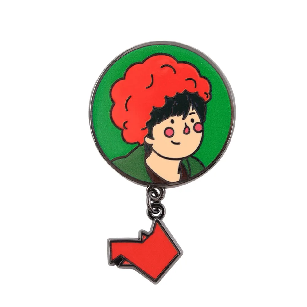 Film-Hauptfigur-Brosche, Cartoon-Charakter, Q-Version-Design, Abzeichen, roter Anhänger, Reversnadel, Film-Gedenk-Accessoire, Geschenk für Fans – Detail 1
