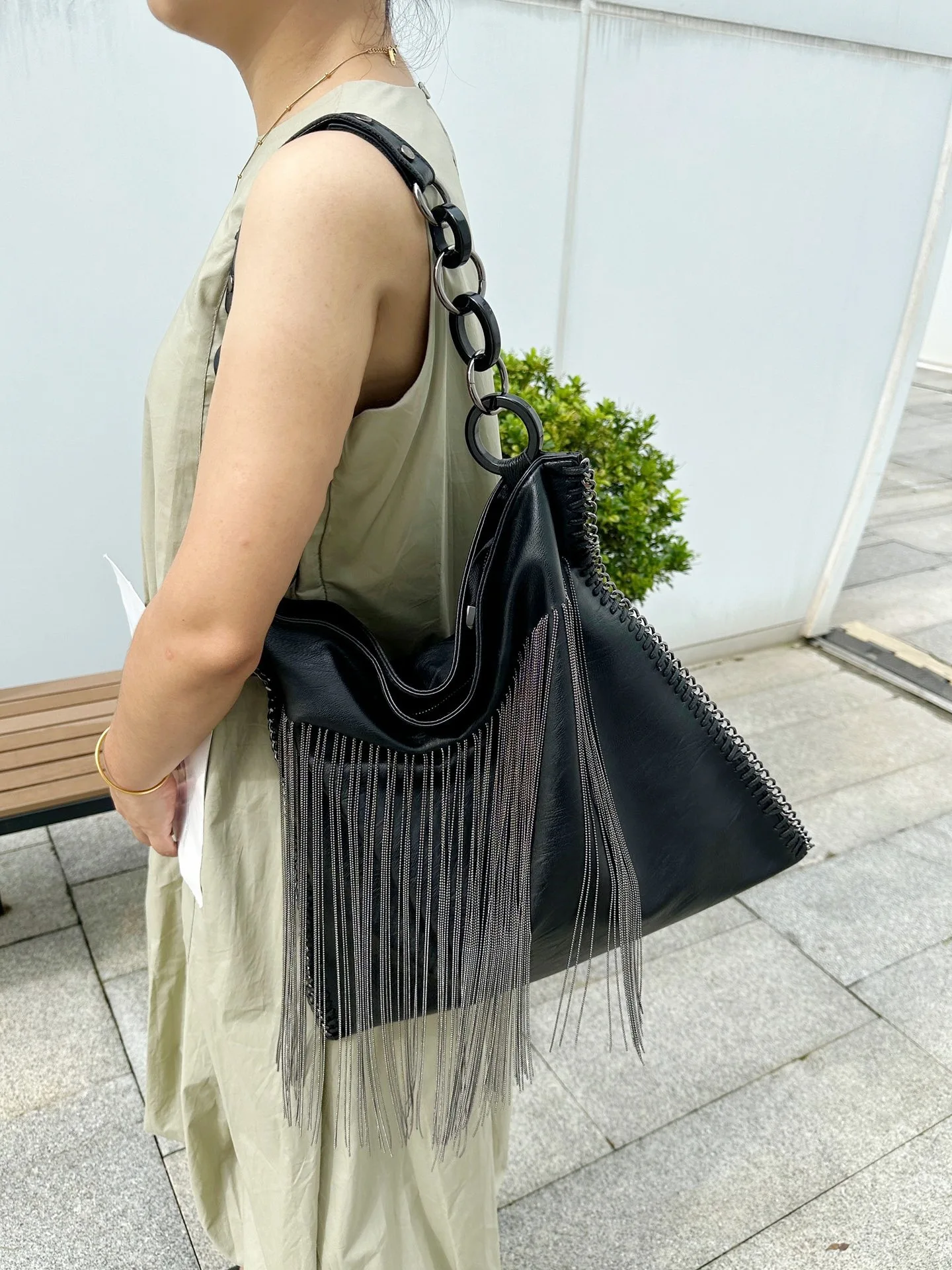 

FIRMRANCH Cool Gothic Style Fringe Single Shoulder Bag Fashion Acrylic Chain Underarm Bag Exquisite Heavy Worked Women's Purse