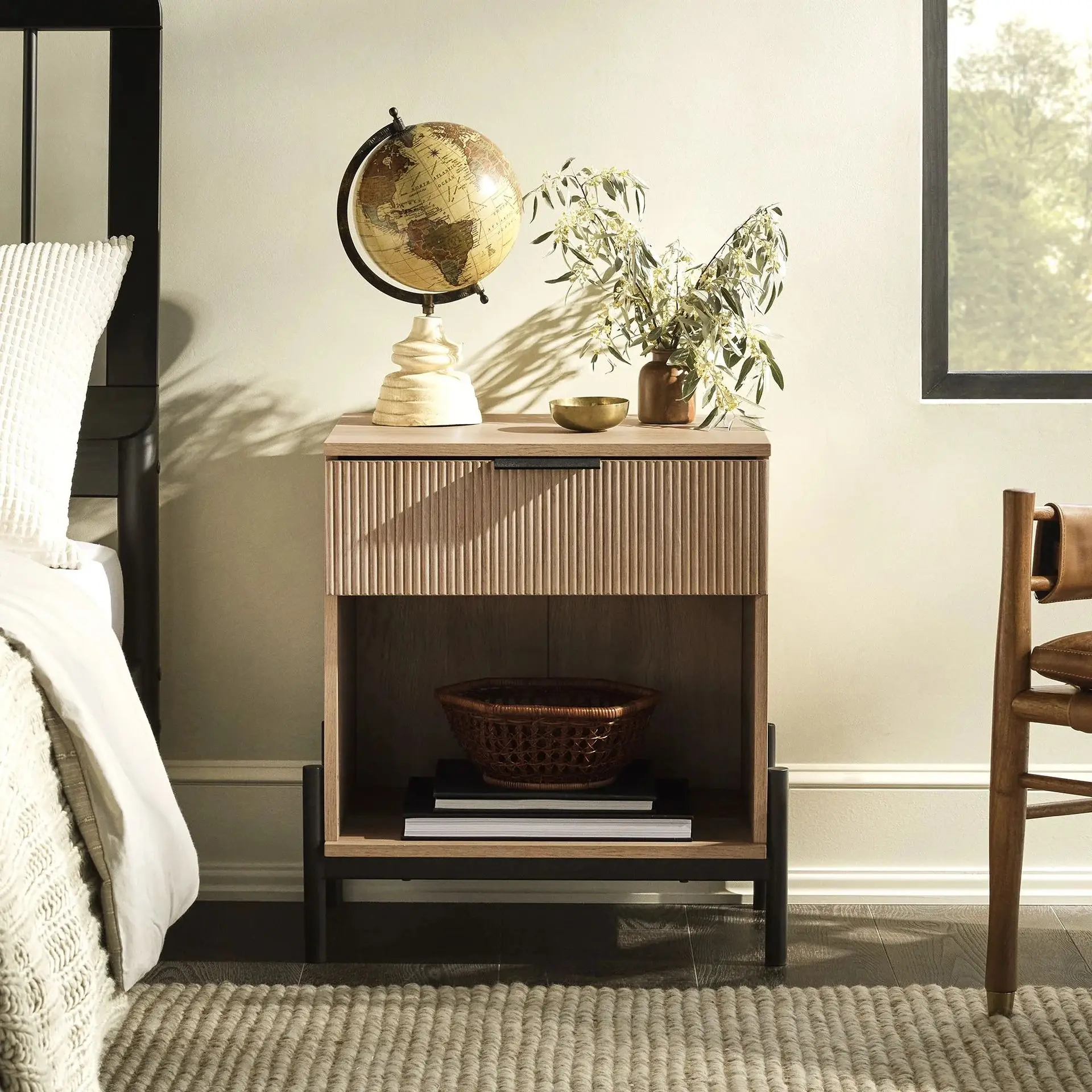 Bedside table, storage cabinet, bedroom storage cabinet, simple household small rack