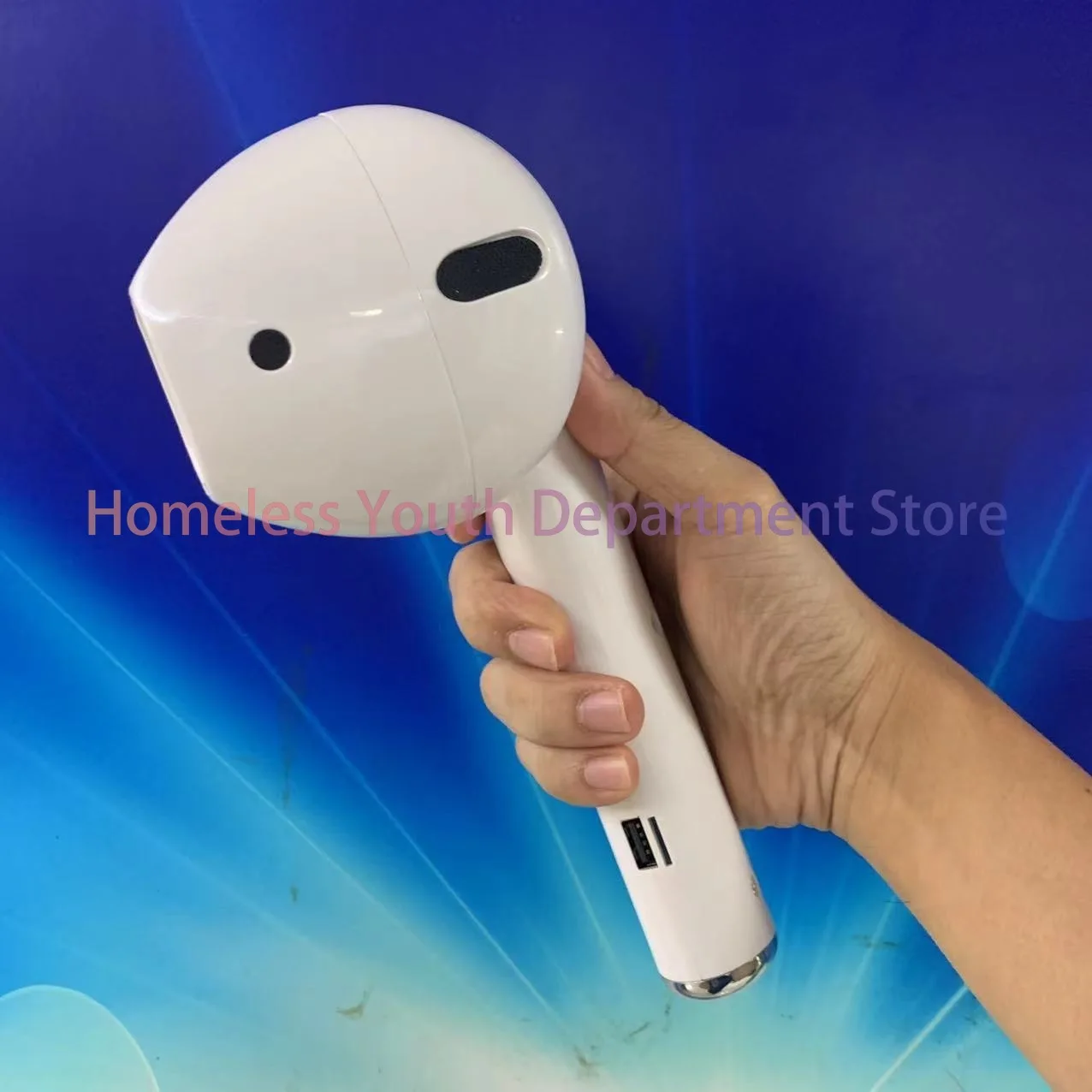 Oversized giant headphone Bluetooth speaker