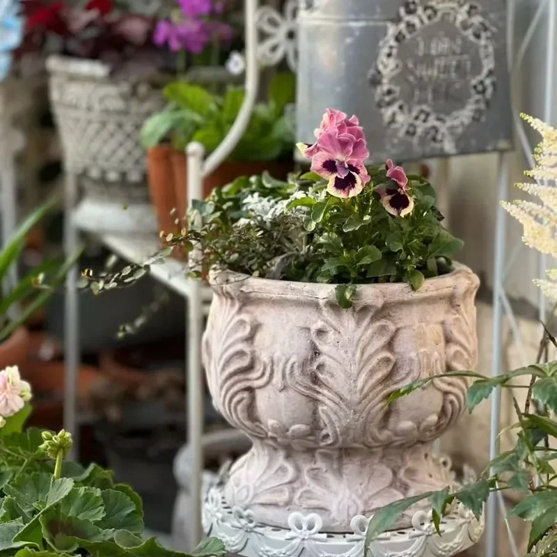 European-style relief handmade coarse pottery red pottery flower pot made old retro breathable home balcony garden planting bott