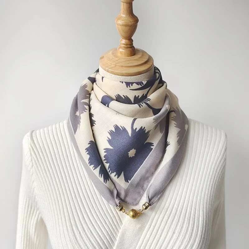 

1PCS Luxury Magnetic Buckle Silk Scarf Women Print Square Scarf For Fashionable Outfit Matching Accessories Fashionable Scarves