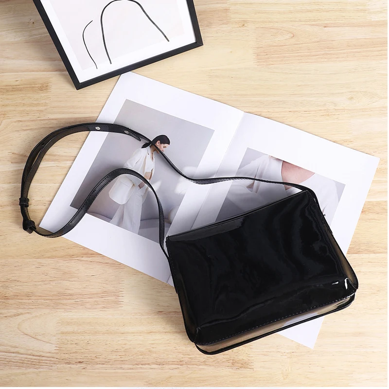 2024 New Fashion Versatile Square Handbag Shoulder Bag Crossbody Bag Retro Black Patent Leather Small Square Bag Armpit Bag