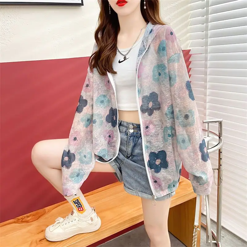 DAYIFUN-Women's Sunscreen Long Sleeve Coats Korean Loose Ice Silk Thin Breathable Jackets with Hat Versatile Printed Tops Summer