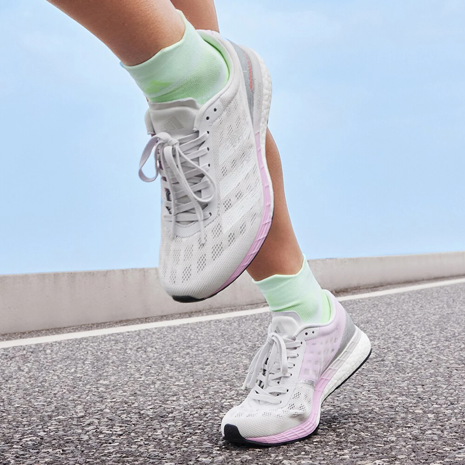 

Adidas оригинальные новые женские кроссовки для марафонских тренировок FW2213