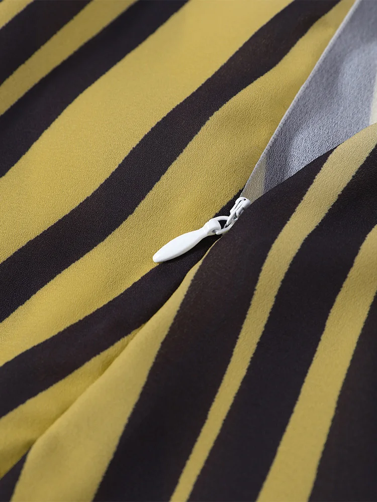 Gestreiftes Neckholder-Top und Hose, 2-teiliges Set für Damen, Sexy Ärmelloses Oberteil mit Unregelmäßigem Saum, Weite Hosen, Schicke Damenoutfits, Neu – Detail 10