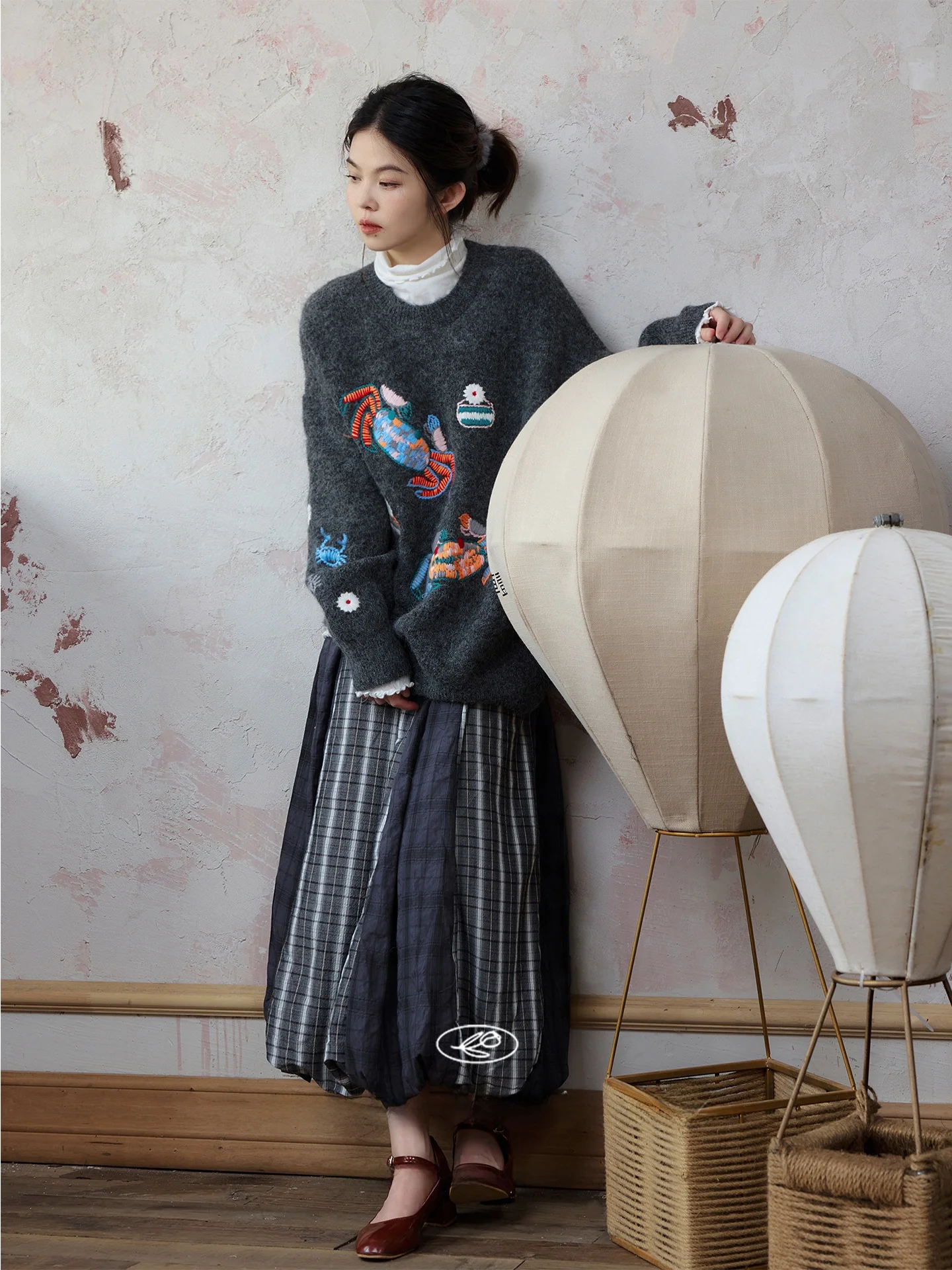 

ay Knitted Sweater Women's Overhead Long Sve round Ne Warmth Thermal Embroidery Small Crab Design Commute Sle