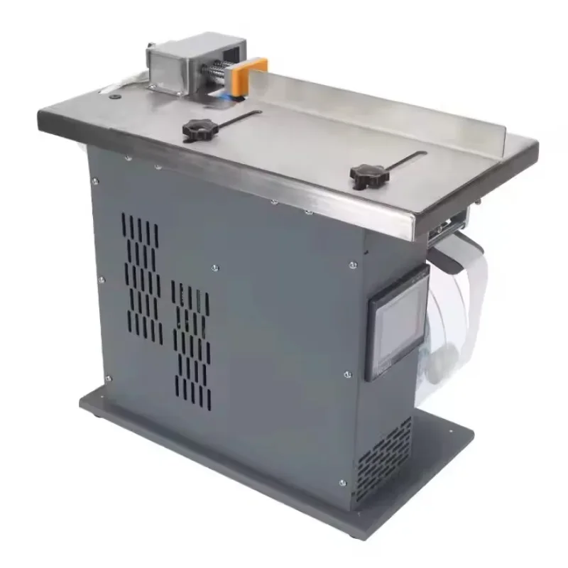 آلة وضع العلامات الأوتوماتيكية بالكامل بارتفاع 90 درجة لرسم الكرتون رائجة البيع لحل التغليف الفعال للأعمال