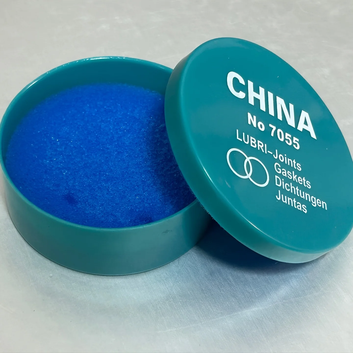 N.7055 Rubber O Ring Lubricant Greaser Box Waterproof Watch Gaskets Sealing Grease Applicator for Lubricating Gaskets