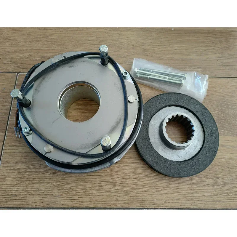 

Комплект тормозов CRANE LR76927 FDB15 195В