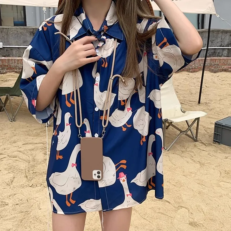 2024 Summer Cartoon Shirt Top Women Kawaii Cartoon Goose Print Short Sleeve Shirts Hawaii Beach Couples Cute Button Up Blouse