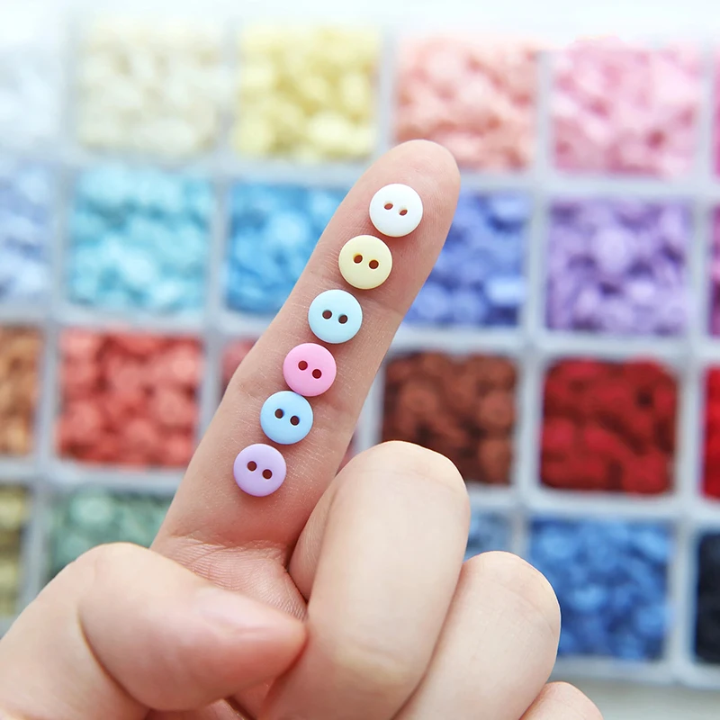 7.5mm Mini Resin Round 2-Hole Doll Clothes Buttons for DIY Handcraft Supplies Sewing Embellishments Scrapbooking Card Making