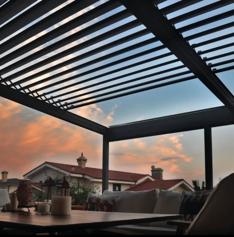 

OEM/ODM Customized Outdoor Waterproof Automatic Adjustable Louver Roof Sunshade Gazebo Outdoor Awning
