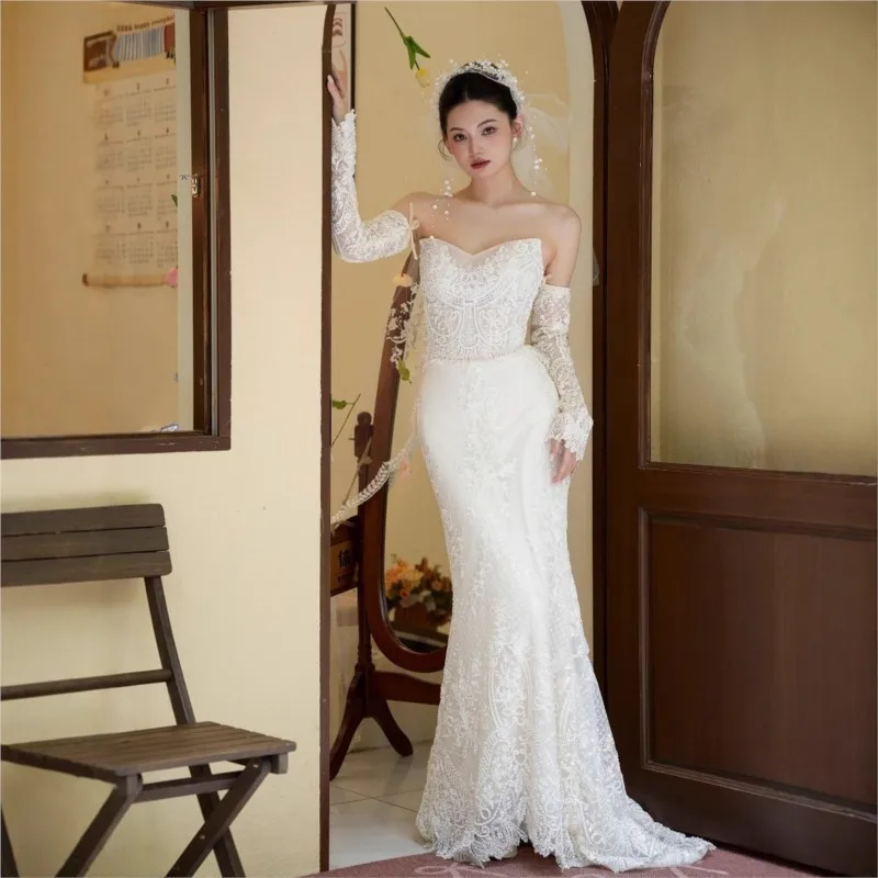 

and fashionable fishtail light heavy beaded lace long-sleeved main fabric dress