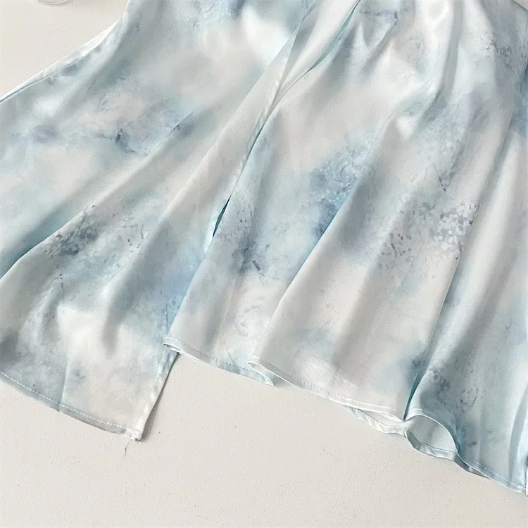 甘いホットガールブルーサテンプリントショートドレス女性の夏のスクエアカラースリムフィットマーメイドドレスファッション女性服