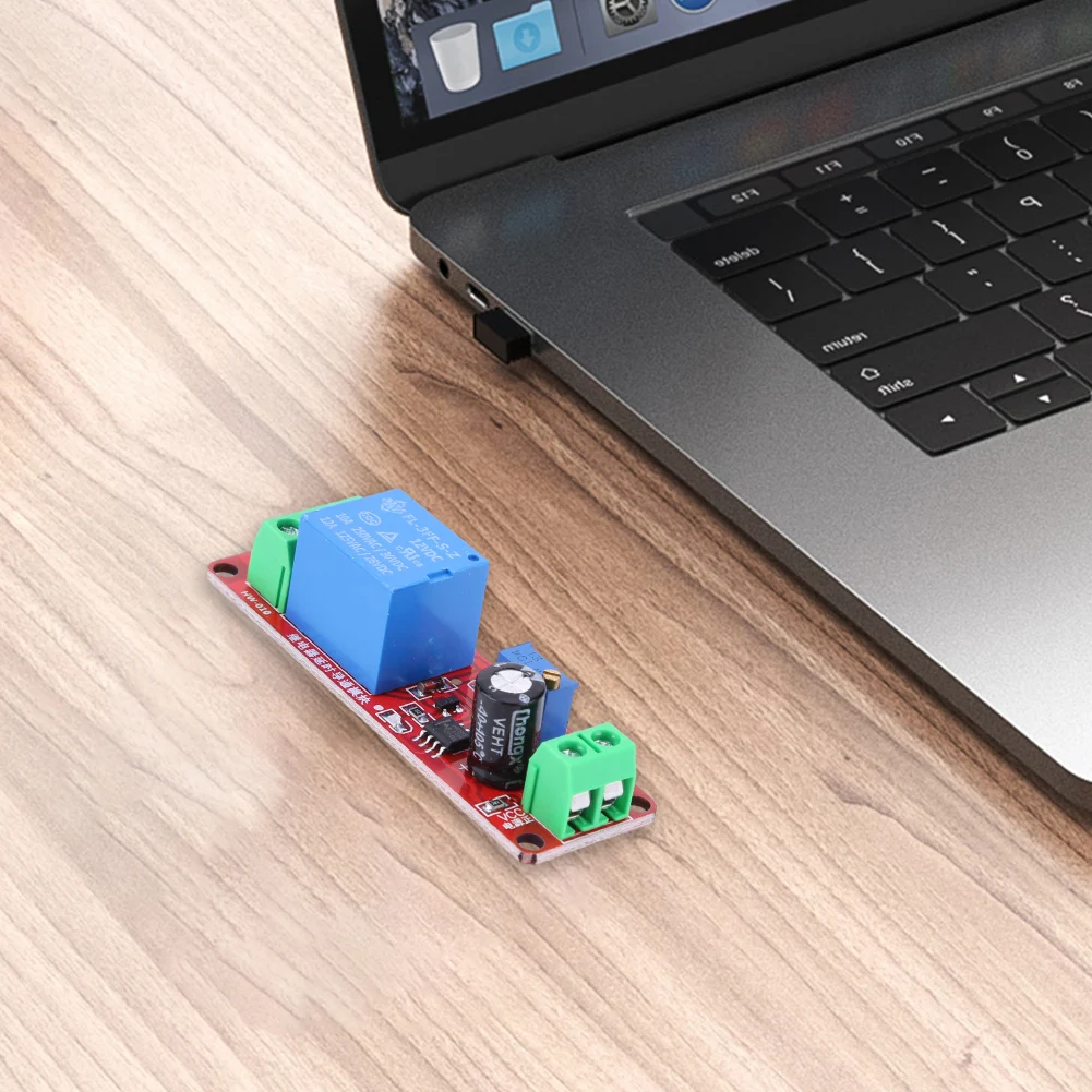NE555 Scheda di ritardo interruttore monostabile 0 ~ 10S Scheda interruttori di ritardo avviamento auto 5/12V Componenti elettronici ciclo di lavoro di generazione di impulsi