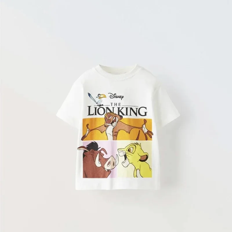 The new Lion King patterned children's T-shirt is a great choice as a gift for children's favorite animated characters