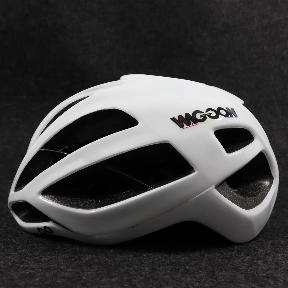 Casco da corsa per bicicletta Aero bianco casco da bici da strada di alta qualità all\'aperto ciclismo sport Mtb caschi di protezione di sicurezza M