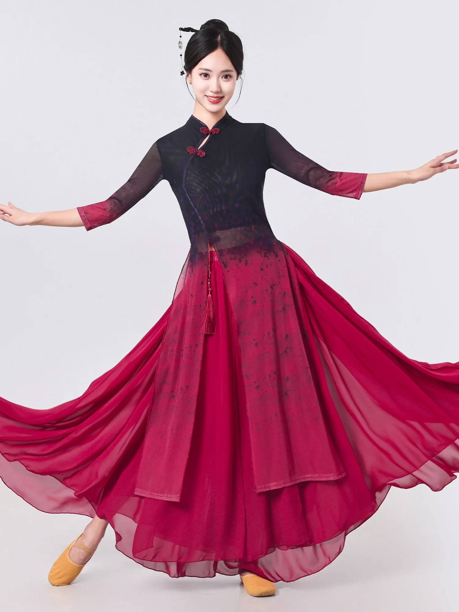 

Classical Dance Red Long Skirt Elegant Draping Black to Red Gradient Training Performance Costume Women's Ethnic Wear