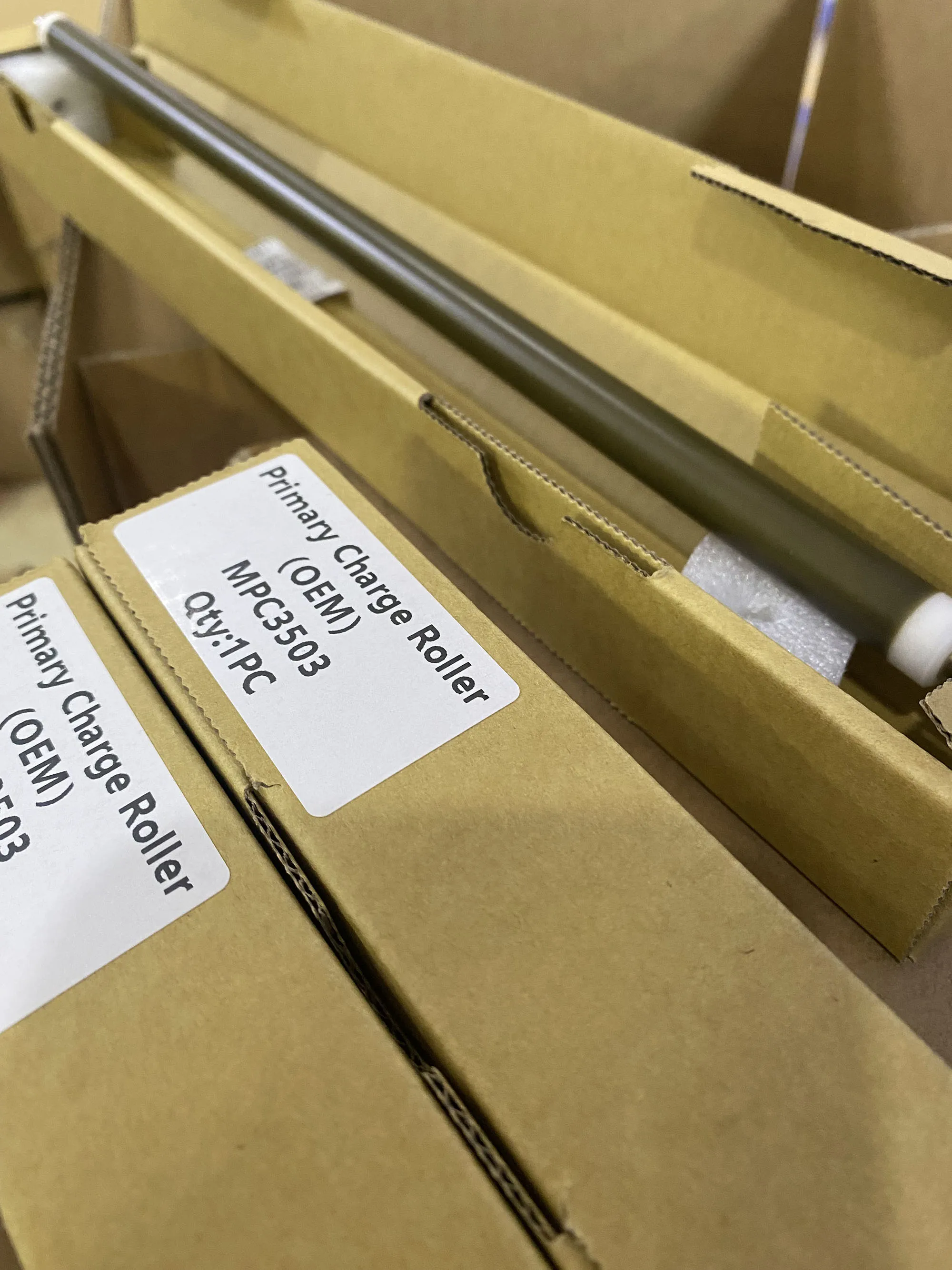 

1 ролик первичного зарядного устройства OEM коричневого цвета для Ricoh MPC3003 3503 3004 3504 4503 5503 6003 4504 5504 6004 IMC3000 PCR AD02-7050