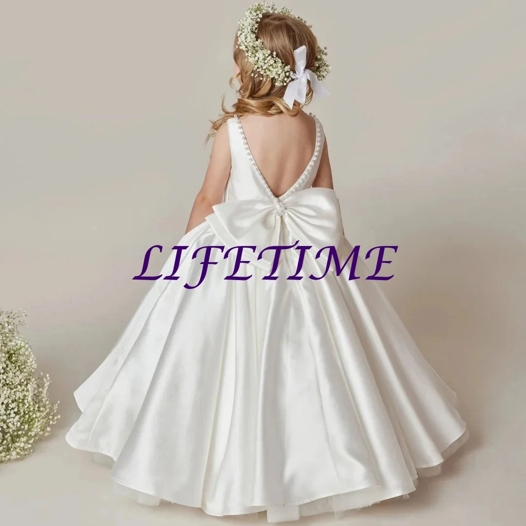 

Customized Ivory Flower Girl Dress For Wedding Satin Pearls Backless With Bow Elegant Kids First Communion Banquet Prom Gown
