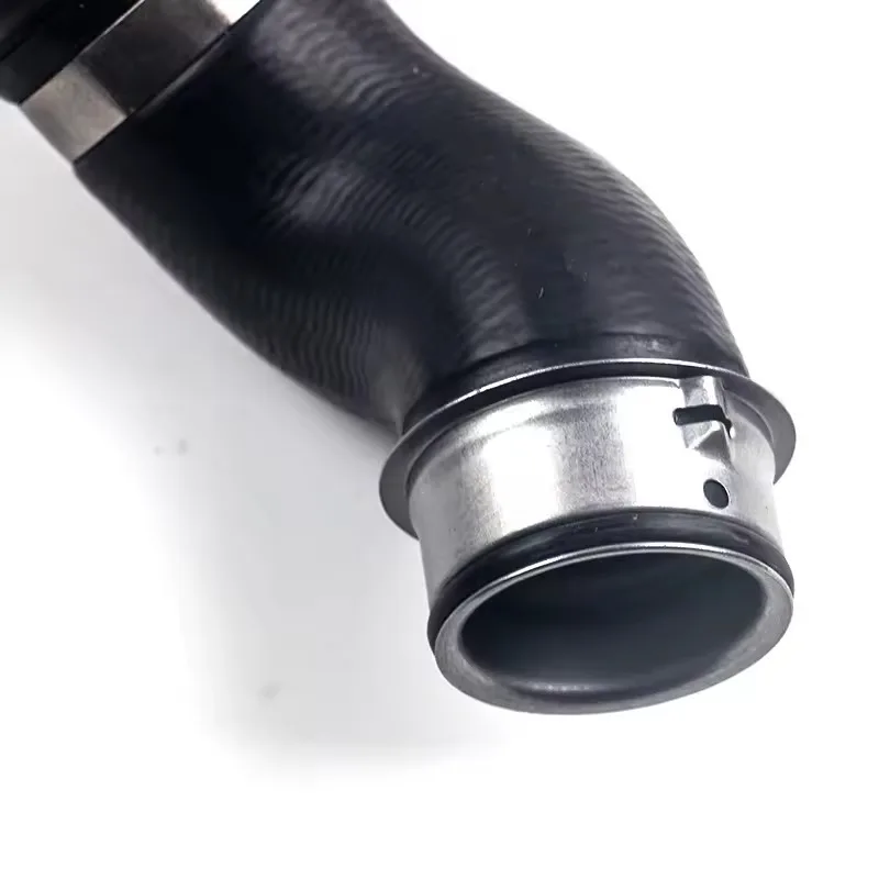 2045019682 2045018282 خرطوم المبرد لخزان المياه A 2045018282 A 2045019682 لمرسيدس بنز C E 180 200 250