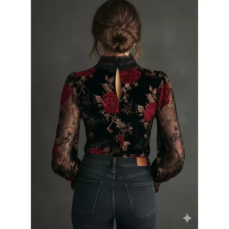 

2026 Gold Velvet Lace Patchwork V-Nec Pullover Top Vintage Autumn Lace Print Vacation Lace Women New Elegant Long Sleeved Top