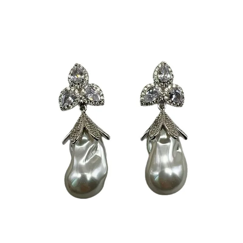 

Luxury Baroque Flower Drop Earrings Retro Court Heavy Craft Turquoise Glazed Earring Elegant Fashion Party Wedding Jewelry Gifts