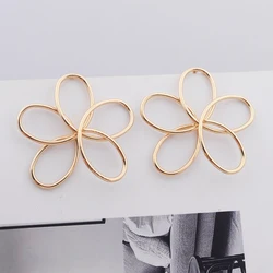 Hollow Out Metal Big Flower Drop Earrings for Women Simple Exaggerate Vintage Party Dangle Earrings Golden Silver Color Jewelry