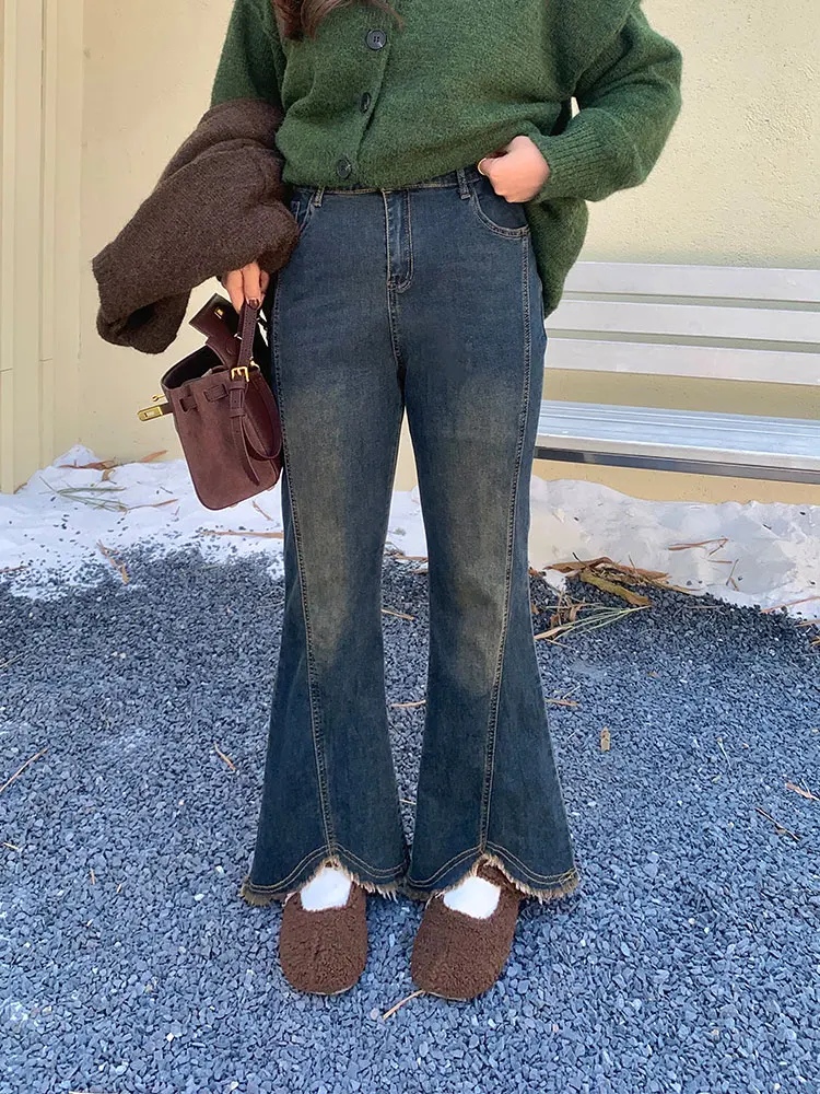 

Джинсы-клеш с высокой талией Lin Da Hui Design в винтажном стиле, асимметричные, с рваным краем, большие размеры, для фигуры типа «груша», осень-зима