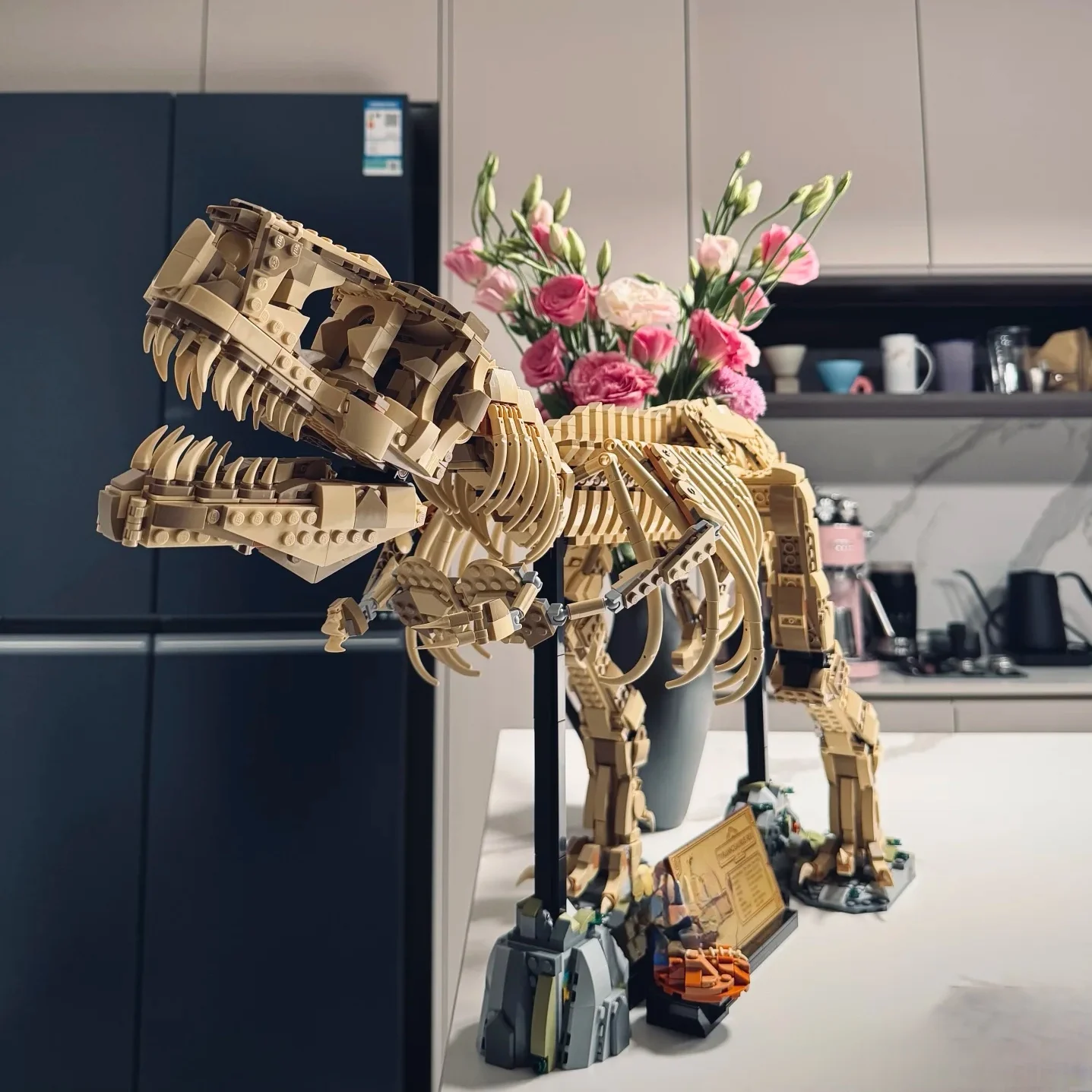 

Creative 76968 Park Dinosaur World Building Blocks T-Rex Fossils Tyrannosaurus Rex Bricks Sets Boy Toys Children Christmas Gifts