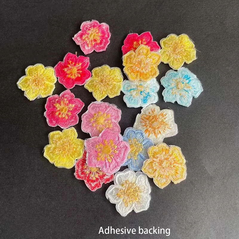 8 Stück, 3D-Blumen-Applikationen zum Aufbügeln, bestickte Patches, kleine florale Thermoklebefolien, DIY-Nähpatch für Jeans, Kleider – Detail 3