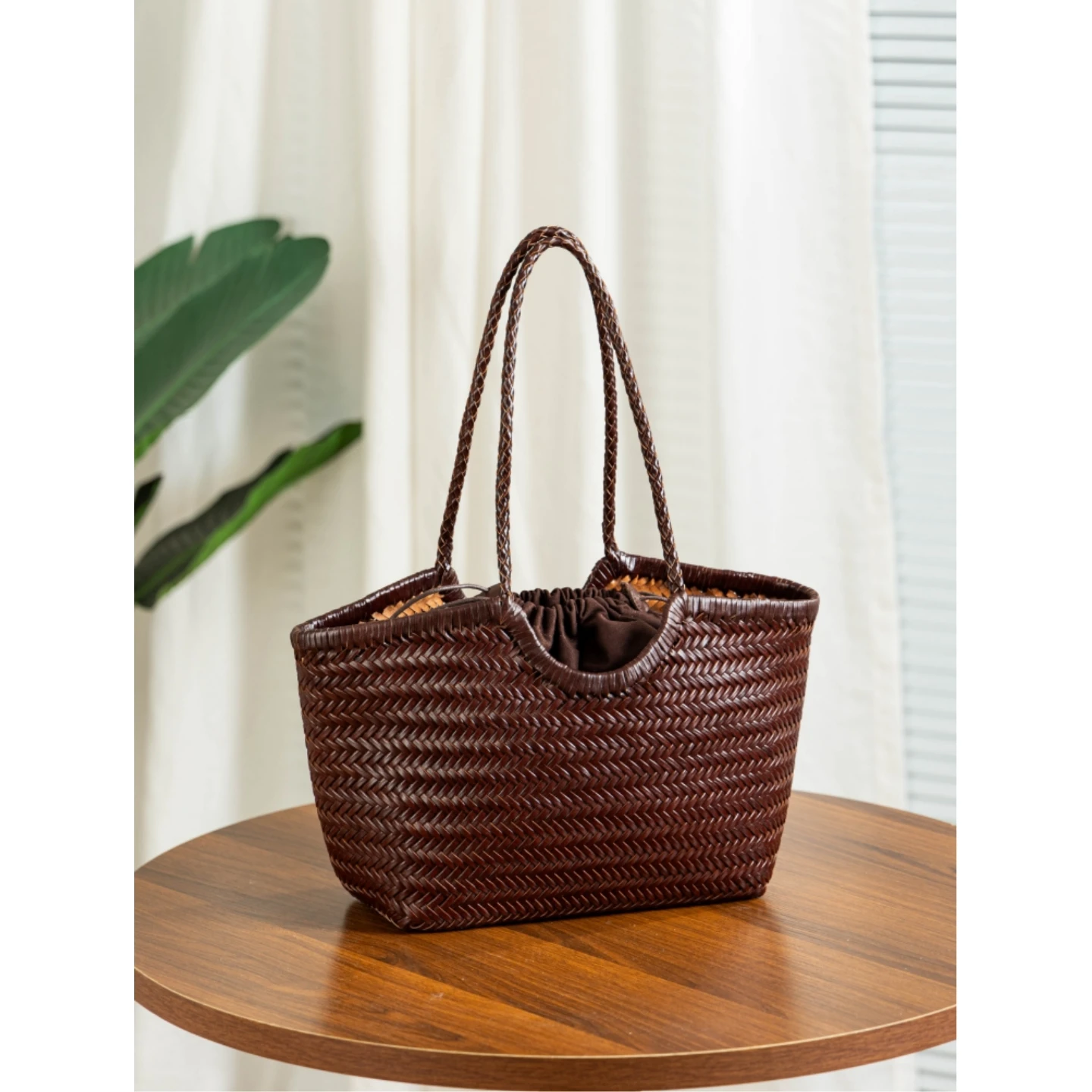 Bonded Leather Handwoven Tote Bag Women Luxury Vegetable Basket Shoulder Bag Large Capacity Fashion Shopping Handbag