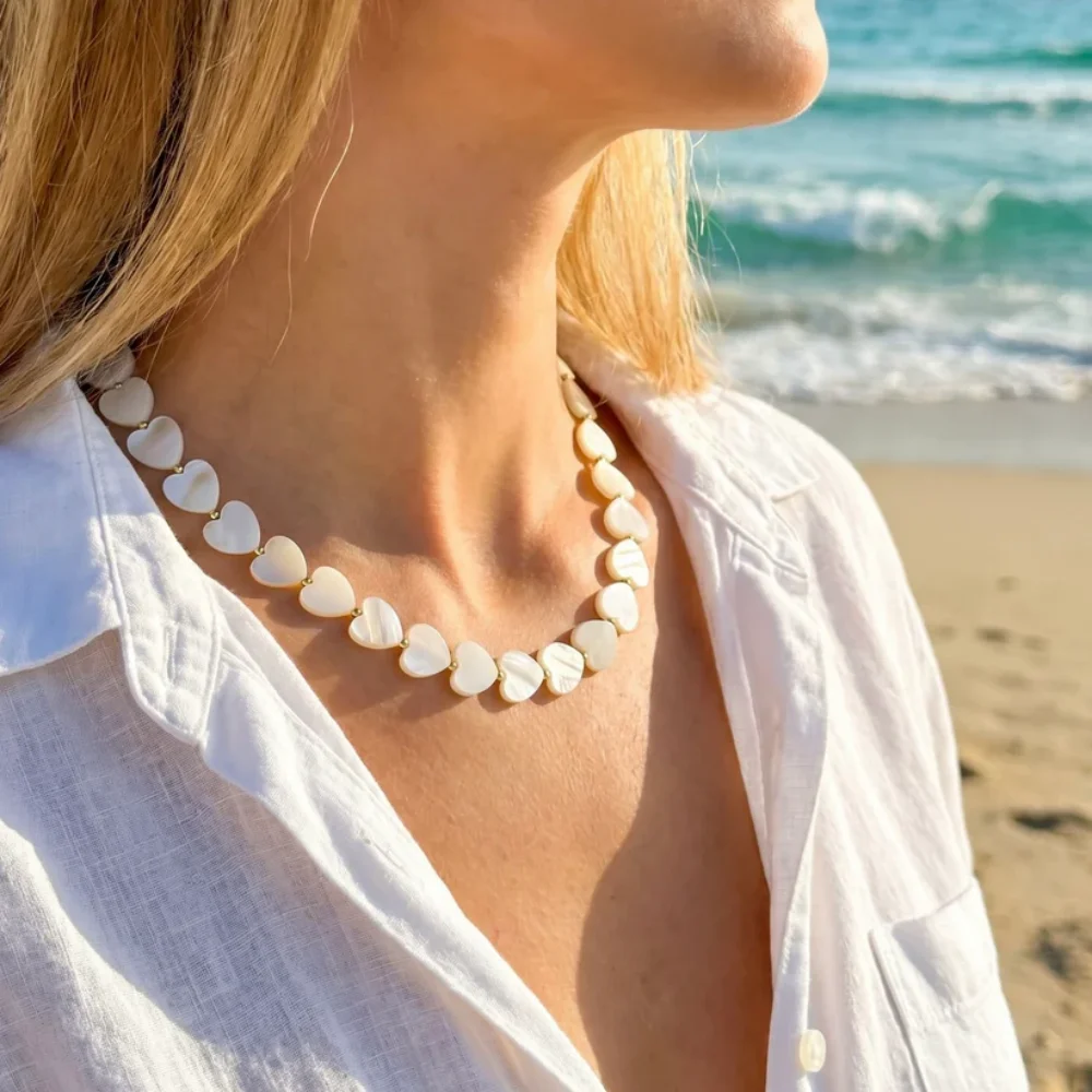 CCGOOD Elegant All Heart Natural White Shell Choker Necklace Love Shape Mother Of Pearl Neck Jewelry For Women Daily Wear