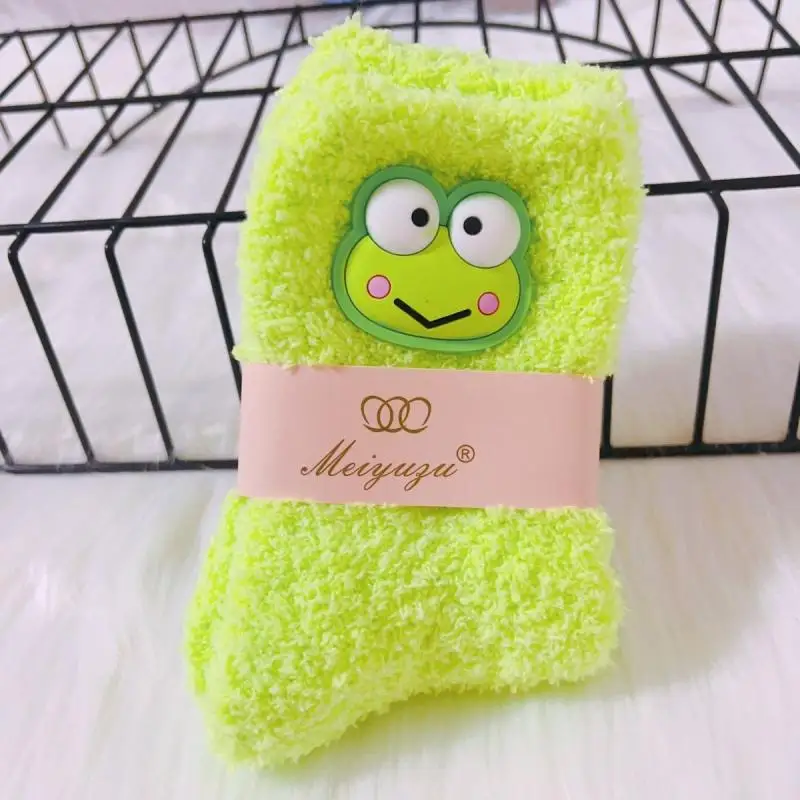 Kawaii Sanrioed Keroppi Sock Cartoon Girl jesień i zima koralowy polar skarpetki do spania skarpetki podłogowe Anime prezent na festiwal peryferyjny