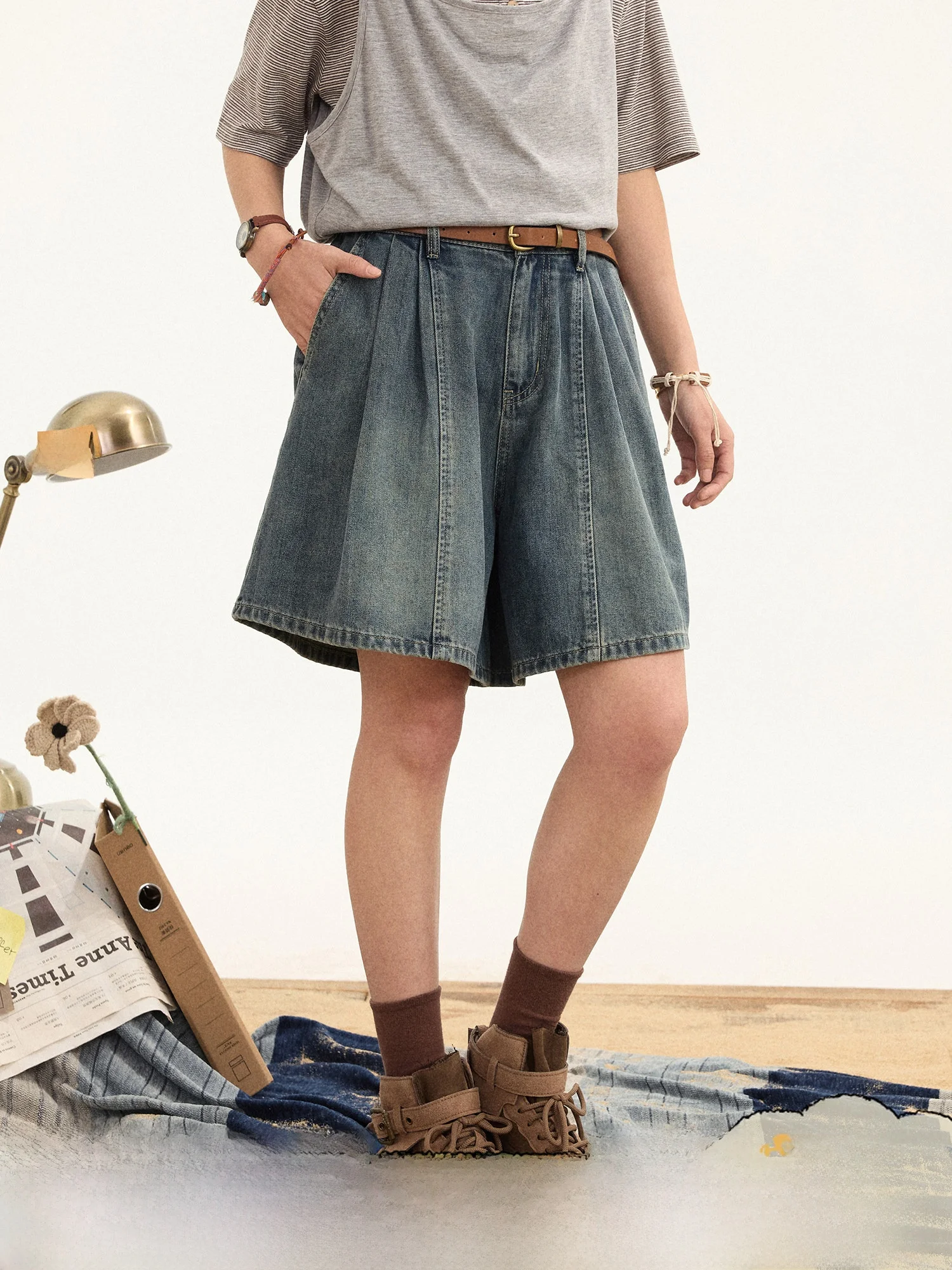 

Джинсовая юбка-шорты A-силуэта в винтажном стиле с эффектом потертости, летняя, свободного кроя, повседневная, с естественной талией, широкие штанины, от HOTHORSE