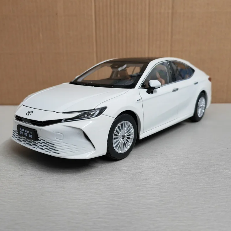 

Масштаб 1:18 CAMRY 2024 коллекционные украшения из сплава для модели автомобиля