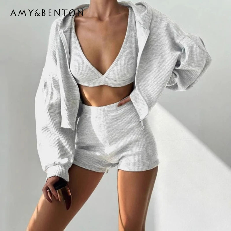 

Европейский и американский дизайн, спортивный повседневный женский топ с капюшоном на молнии для девочек, весна 2026, новый удобный женский комплект из трех предметов