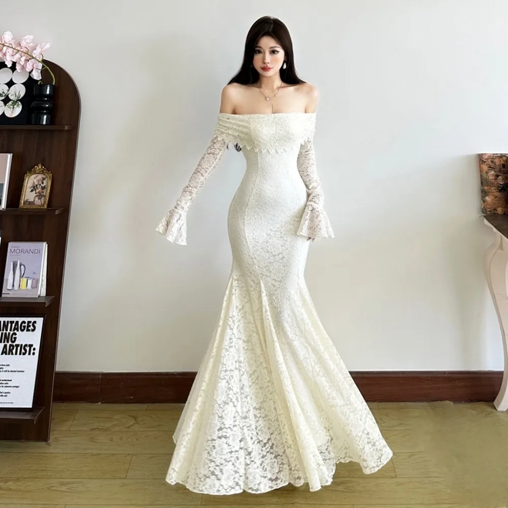 SylCue シャーリングエレガントロングドレス女性スラッシュネックバックレスレースパッチワークフレアスリーブミッドナイトプロムパーティースキニー Vestidos