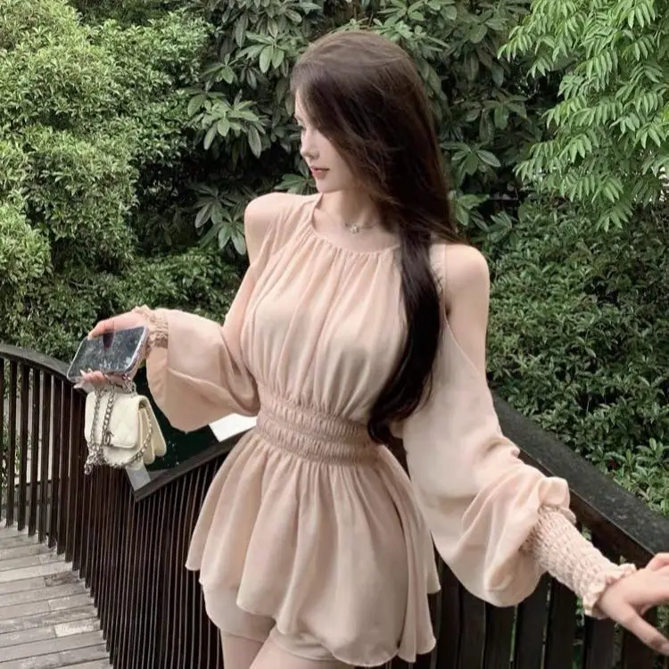 Sweet Shoulder Bared Long Sleeve Chiffon Shirt Women's Summer Casual High Waist Short Pants Two Piece Set Polyester Fiber