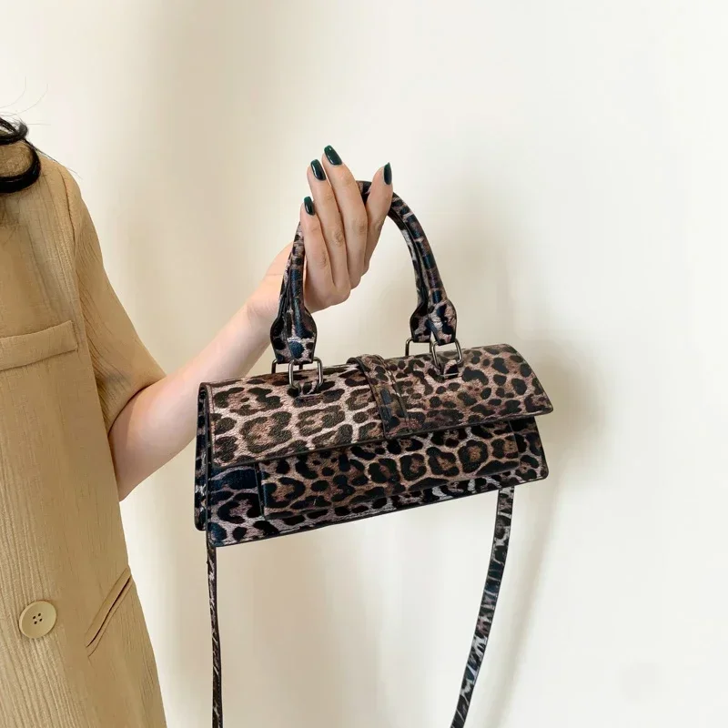 Buckle PU 2024 High Quality Handbag Leopard Print Wasteland Style Fashionable Shoulder Bag Versatile Trendy Crossbody Bag