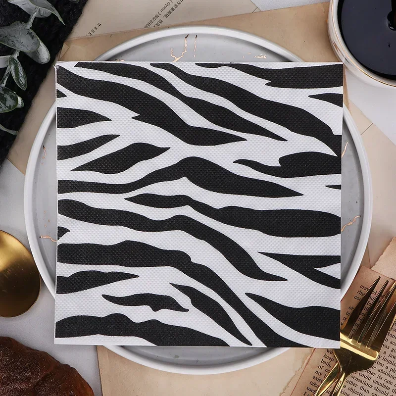 20pcs 33 * 33cm 2Layer Black and White Striped Table Decoration Banma Pattern Table Party Decoration Tissue DIY Decoupage Paper