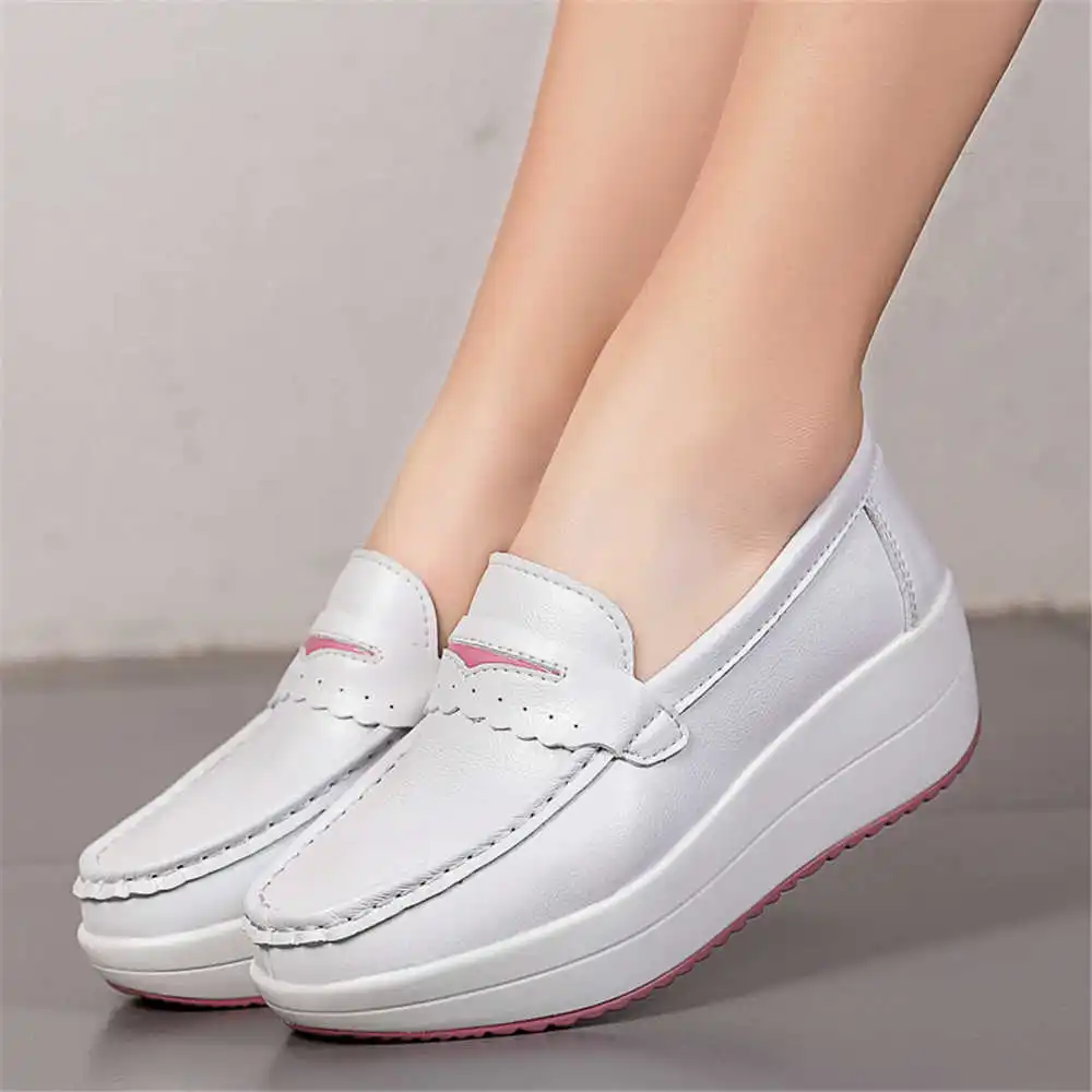 

Height Up Super Big Size Women's Sneakers Vip Vulcanize Moccasin Women Luxury Luxury Women's Sports Shoes Best Selling