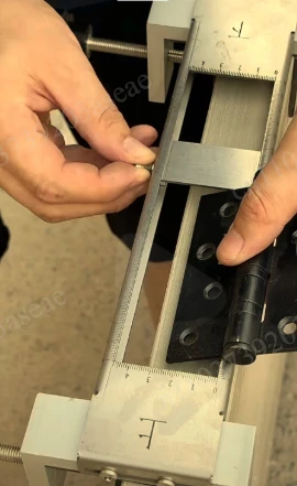 Wooden Door Hinges, Grooving Dies, Woodworking Tools for Installing Door Panels, Door Frames, Hinges, and Edge Trimmers
