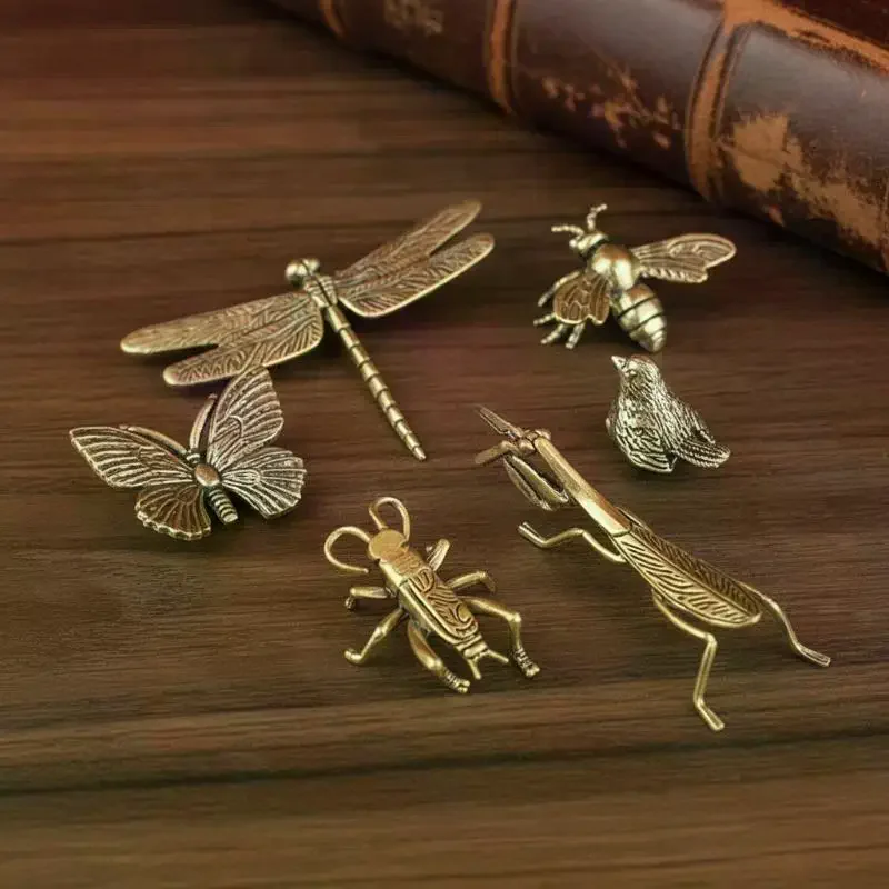 Brass Mini Insect Figurines Retro Antique Finish Exquisite Carved Small Decor for Home Shelf Art Collection Birthday Gift Choic