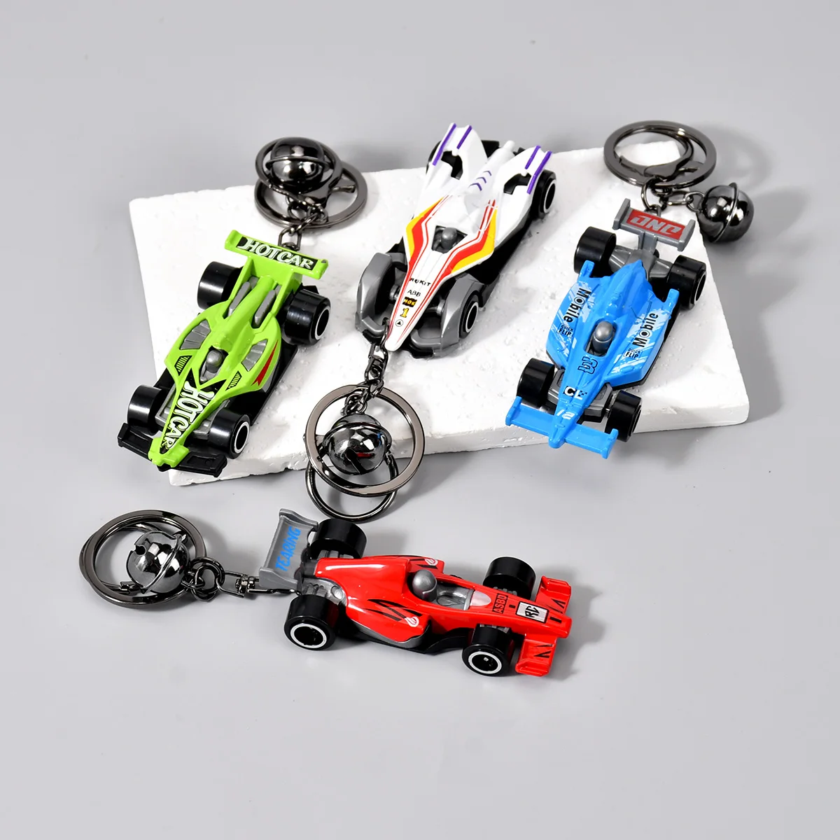 1-шт-мини-ferrari-formula-f1-брелок-из-цинкового-сплава-с-металлической-формулой-автомобильный-брелок-для-ключей-изысканный-подарок-для-пар-украшение-для-ключей