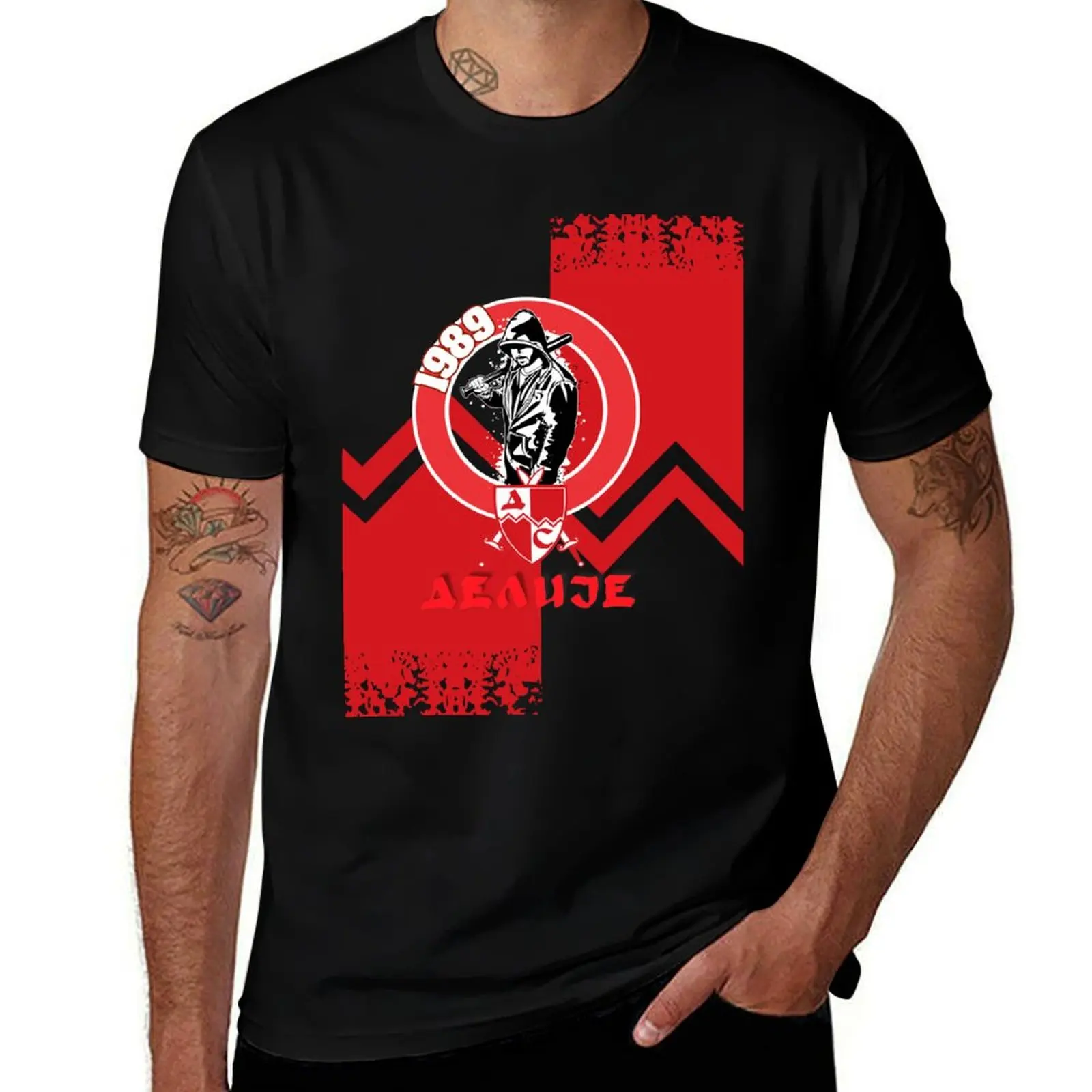 

The Hood_2 Delija T-Shirt Fashion Print Casual Short Sleeve